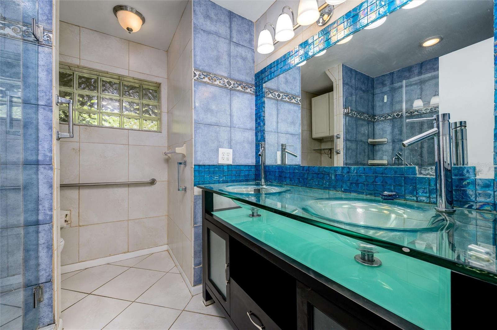 Image 18 of 31 For 17807 Fallowfield Drive