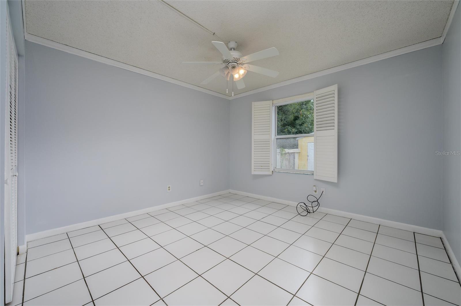 Image 21 of 31 For 17807 Fallowfield Drive