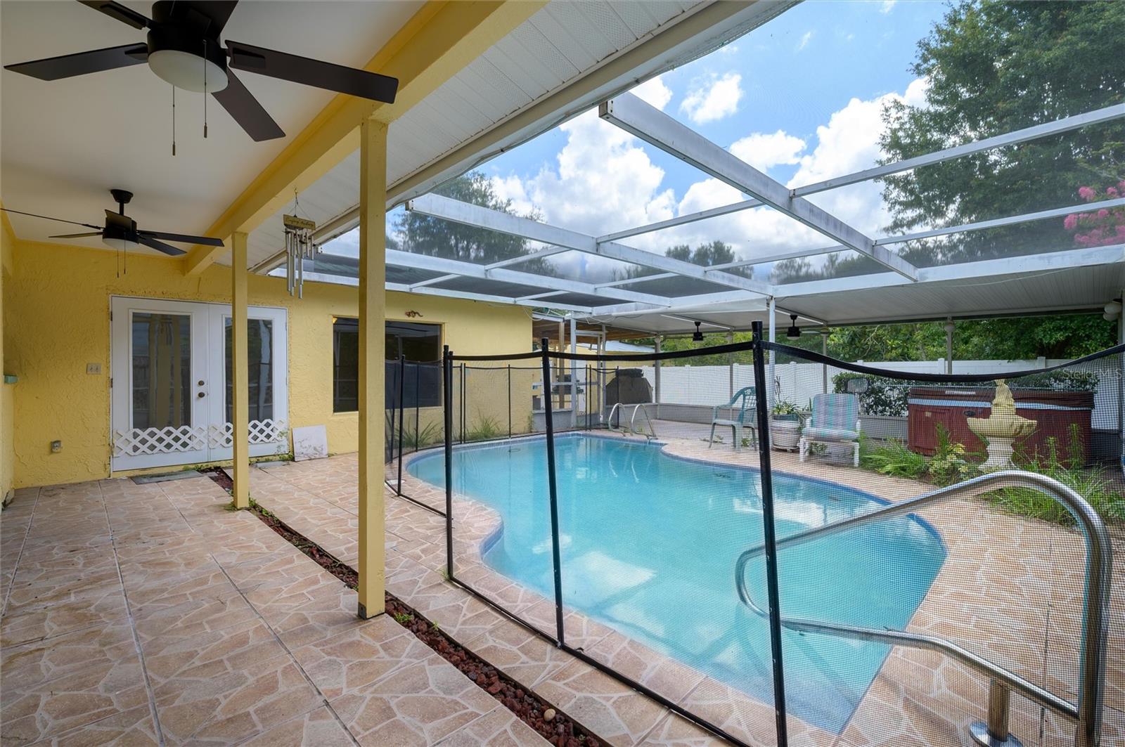 Image 28 of 31 For 17807 Fallowfield Drive