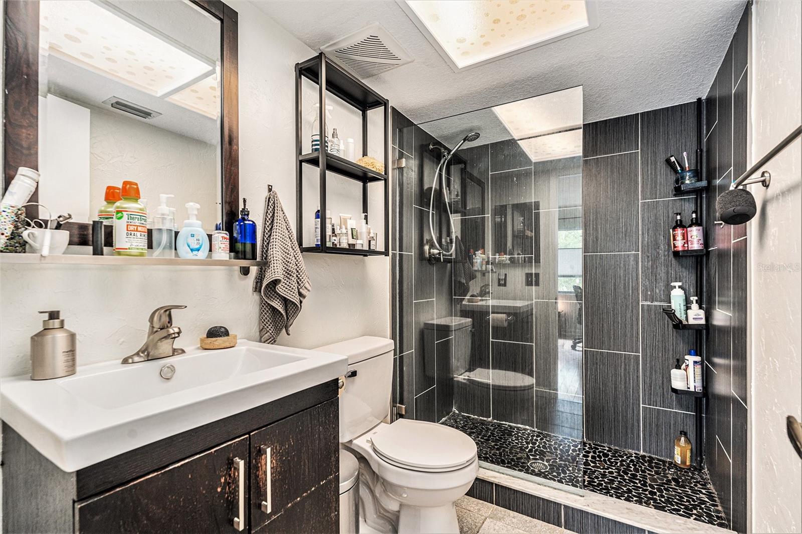 Image 13 of 25 For 2368 Flanders Way D