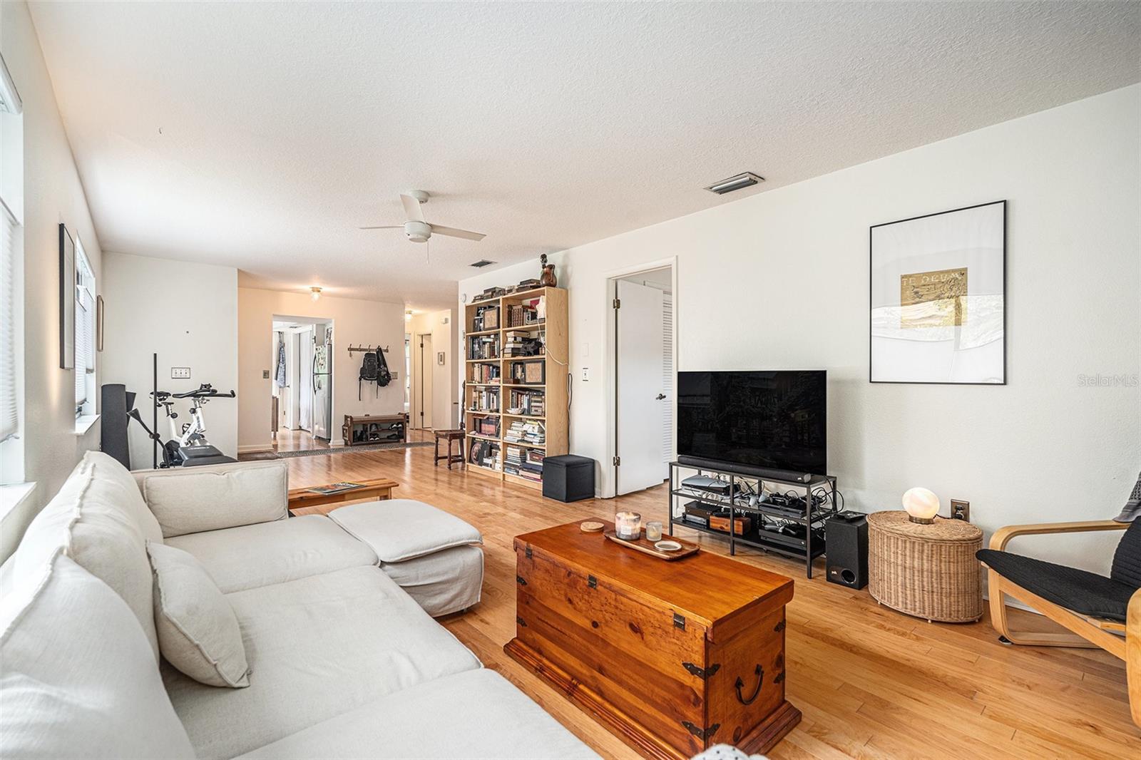 Image 7 of 25 For 2368 Flanders Way D