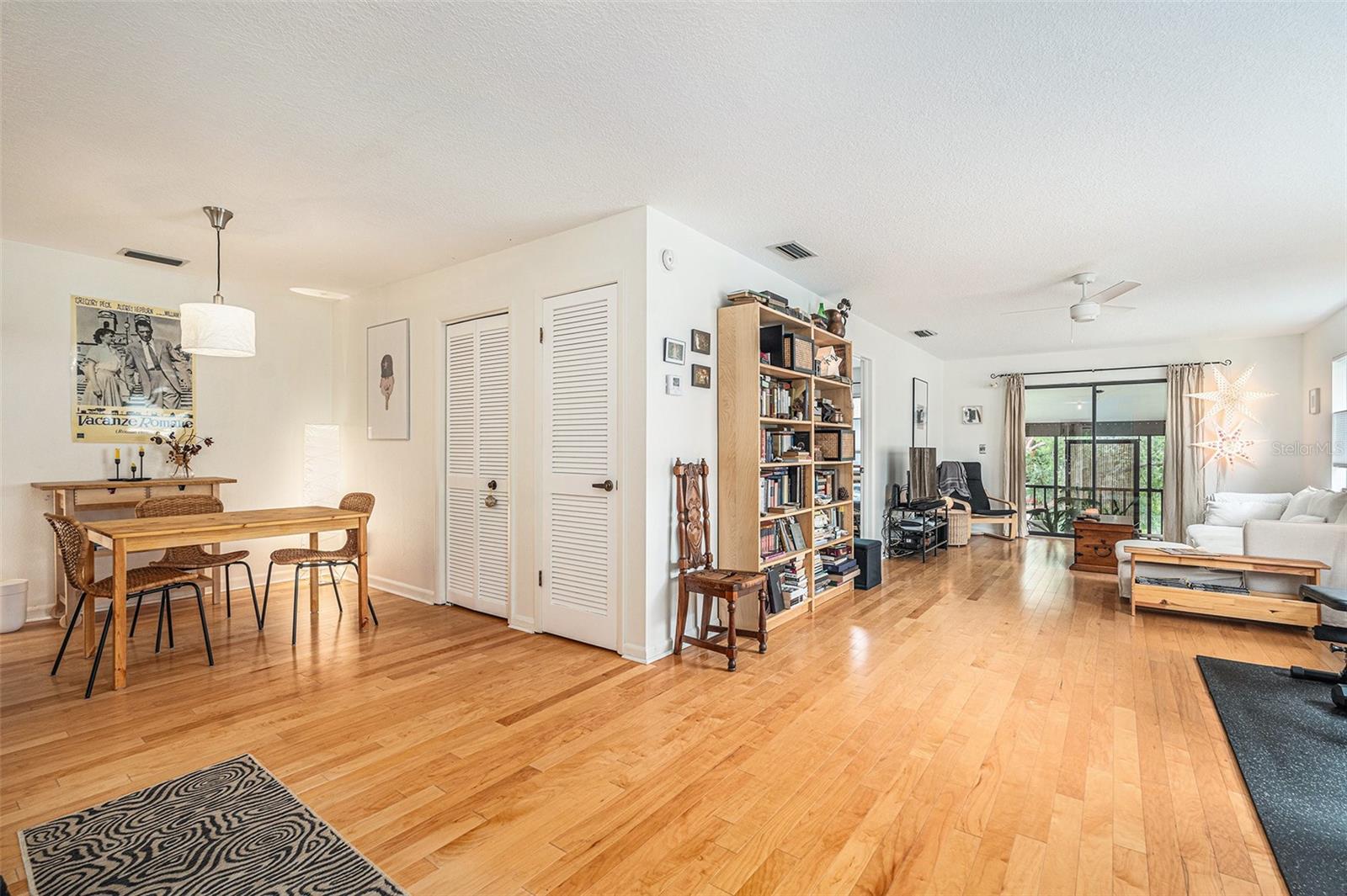 Image 9 of 25 For 2368 Flanders Way D