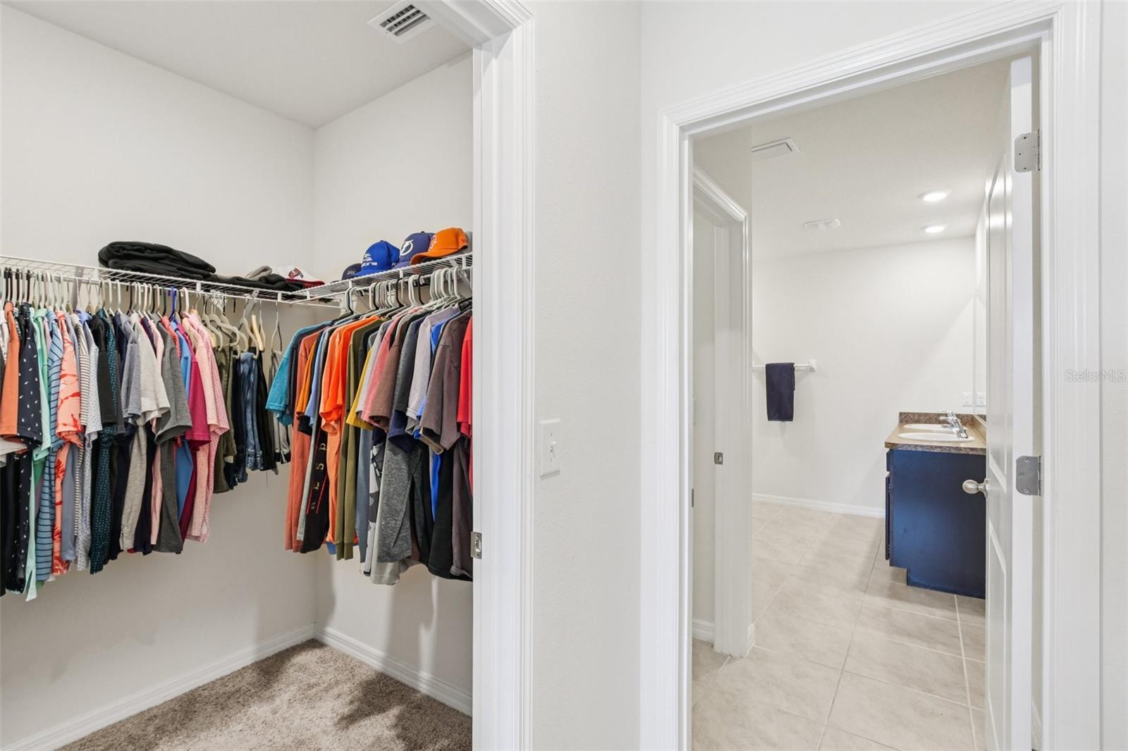 Image 17 of 41 For 15825 Mauvewood Avenue