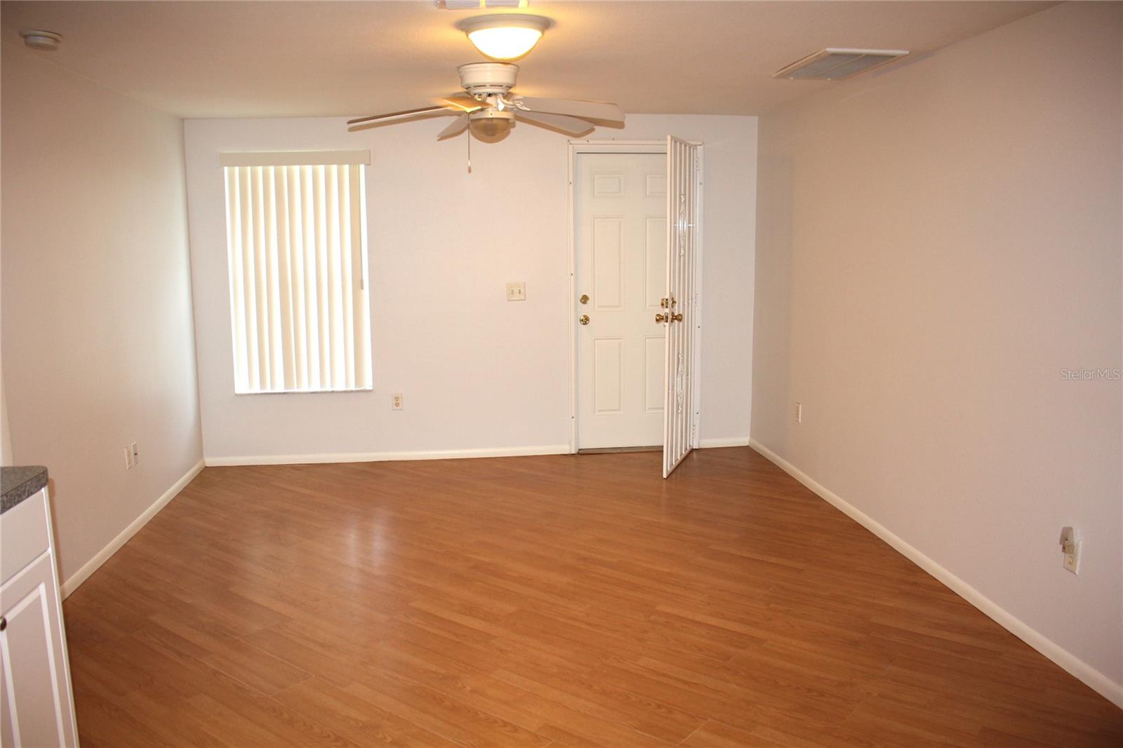 Image 6 of 25 For 10241 Regency Park Boulevard