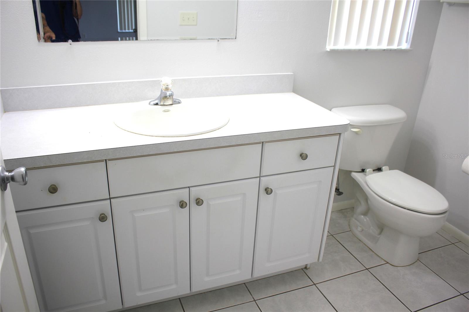 Image 9 of 25 For 10241 Regency Park Boulevard