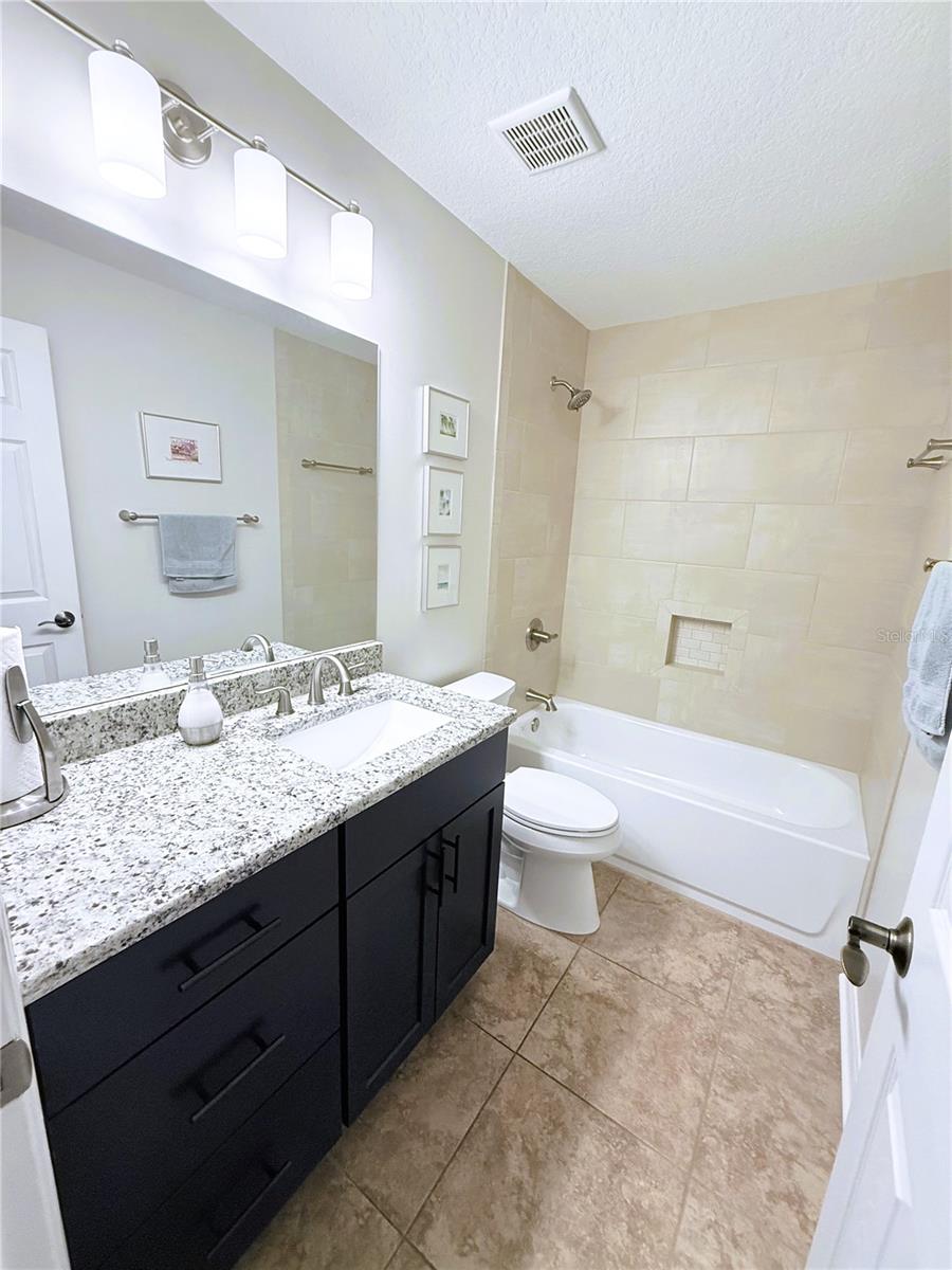 Image 13 of 81 For 663 Jamaica Circle
