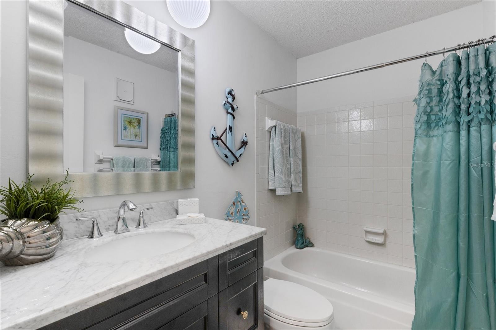 Image 20 of 35 For 221 Fernwood Circle 221
