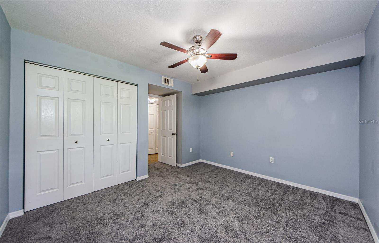 Image 25 of 68 For 2690 Coral Landings Boulevard 122