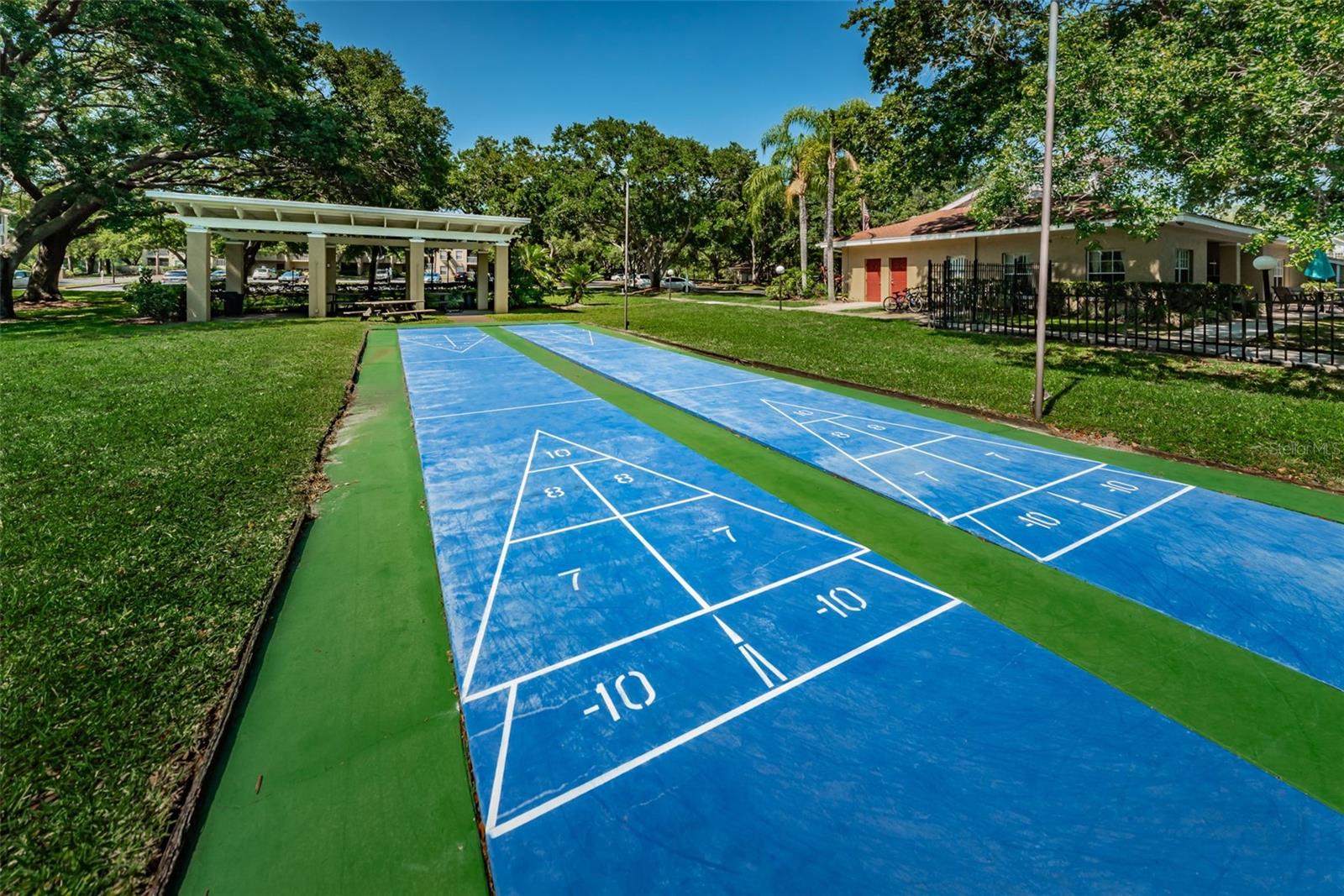 Image 50 of 68 For 2690 Coral Landings Boulevard 122