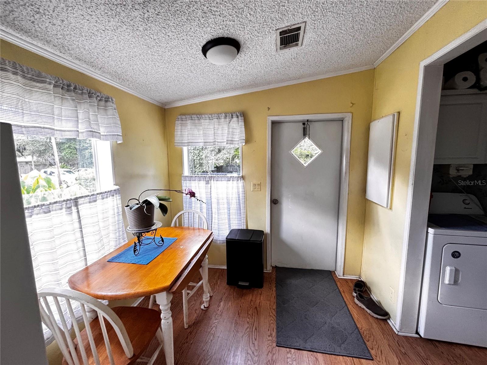 Image 10 of 21 For 4904 Garden Street
