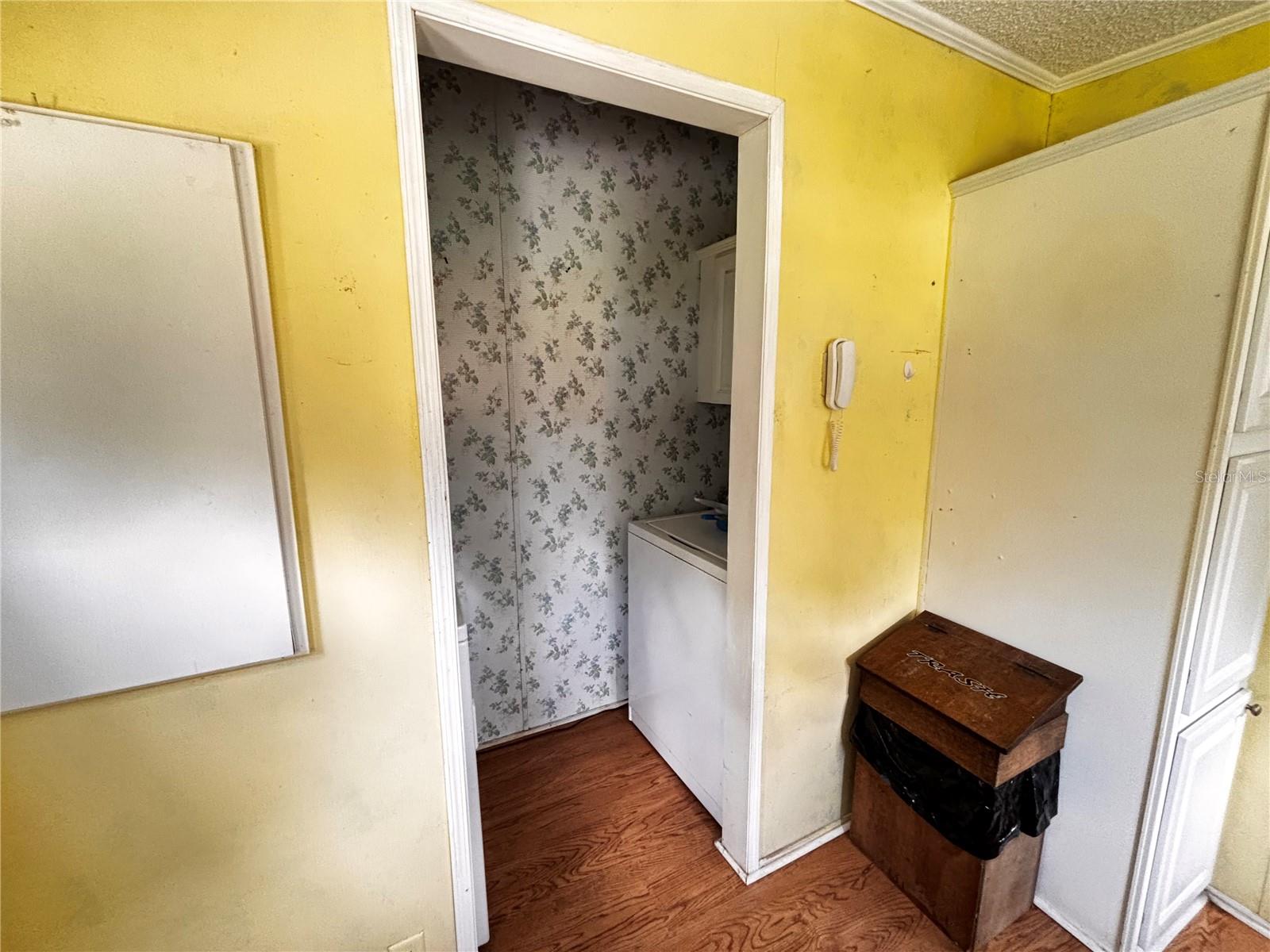 Image 12 of 21 For 4904 Garden Street