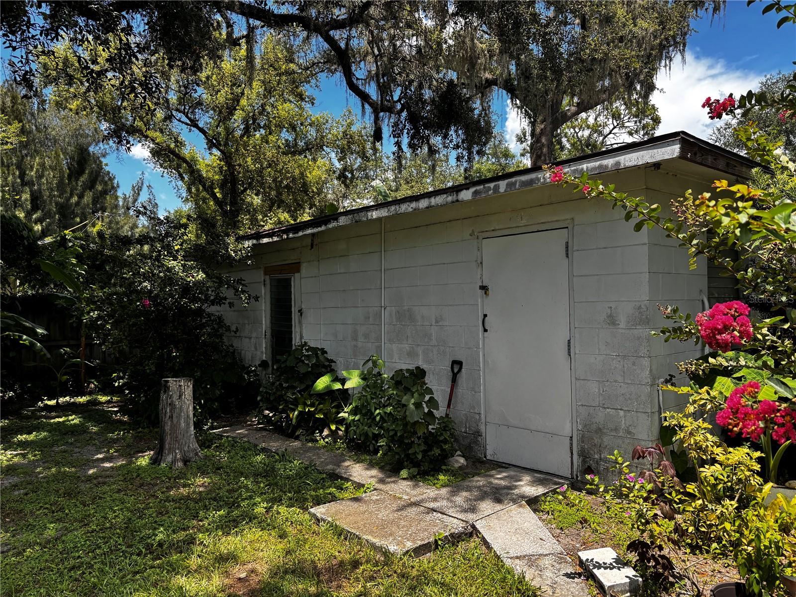 Image 20 of 21 For 4904 Garden Street