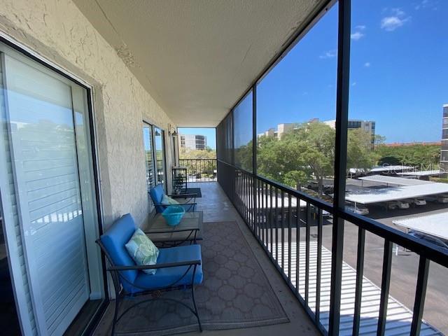 Image 33 of 51 For 2700 Cove Cay Drive 1-4a