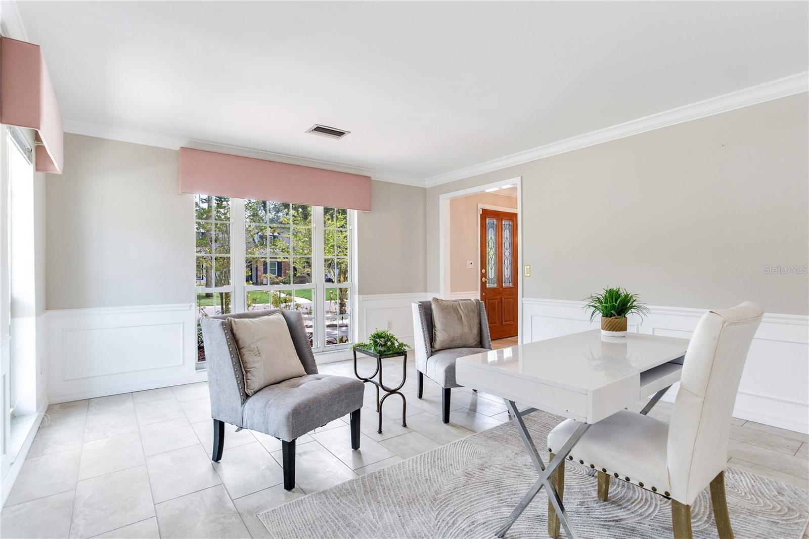 Image 14 of 84 For 4901 Estrella Street