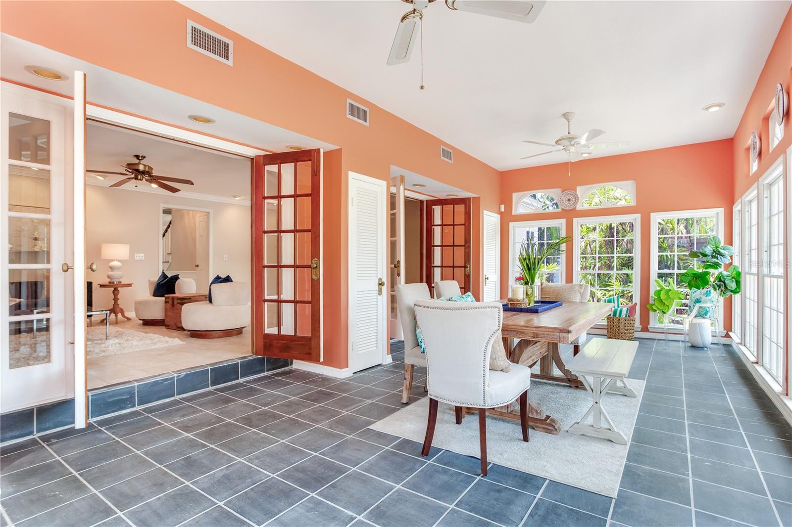 Image 29 of 84 For 4901 Estrella Street