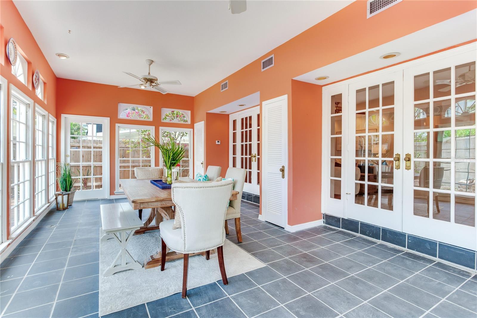 Image 30 of 84 For 4901 Estrella Street