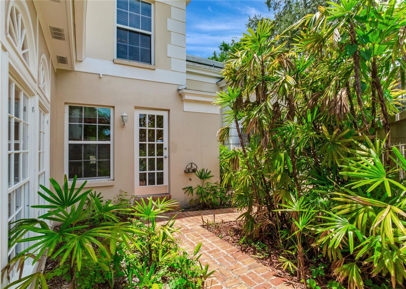 Image 68 of 84 For 4901 Estrella Street