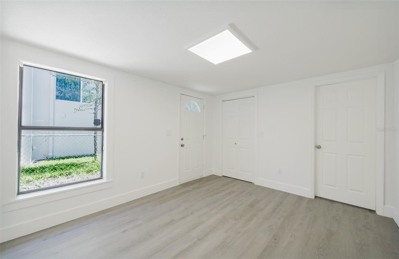 Image 14 of 32 For 7516 Obrien Street