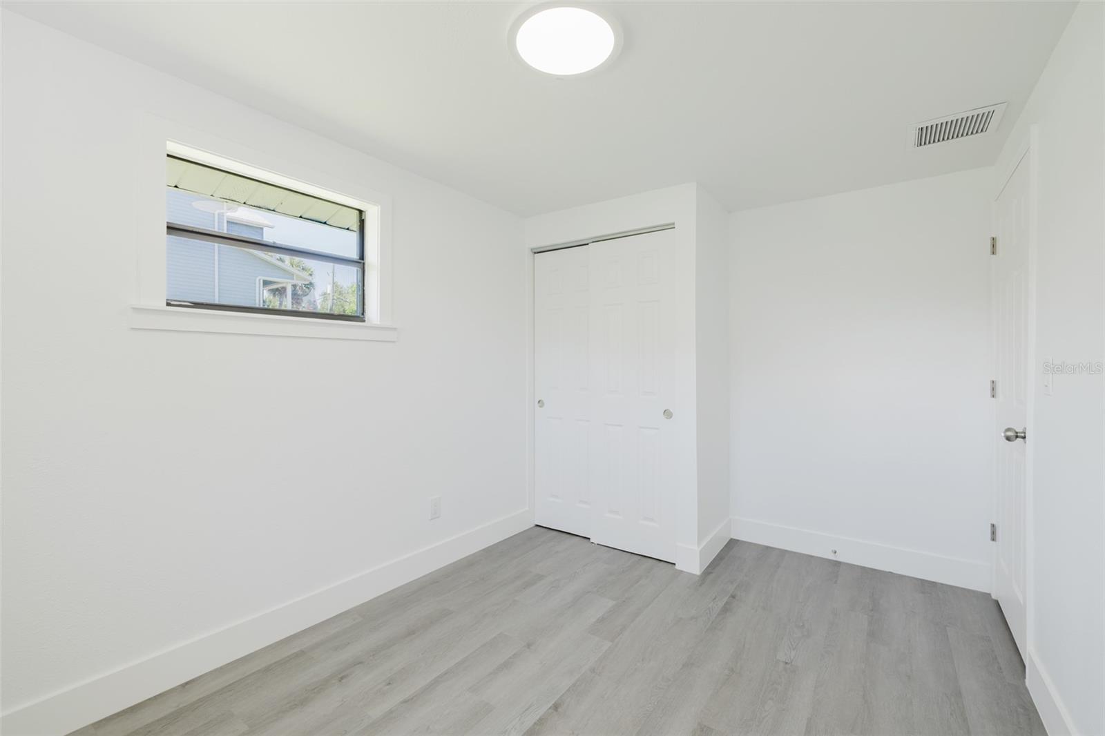 Image 19 of 32 For 7516 Obrien Street
