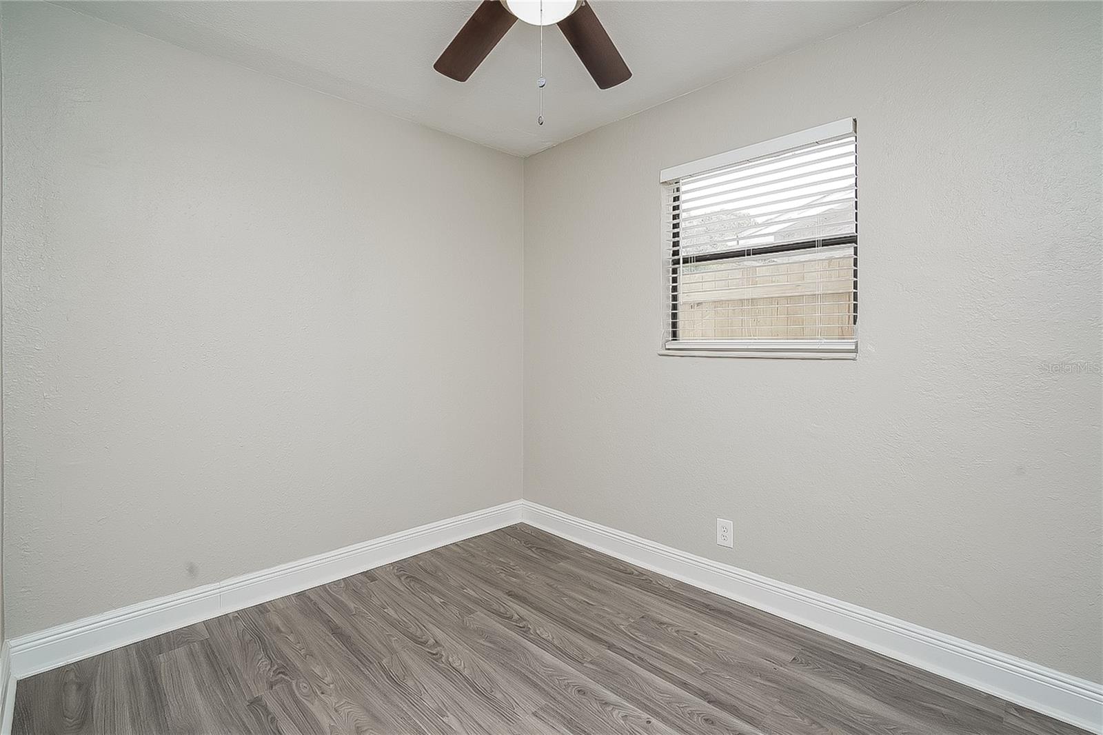 Image 12 of 16 For 4423 73rd Street N
