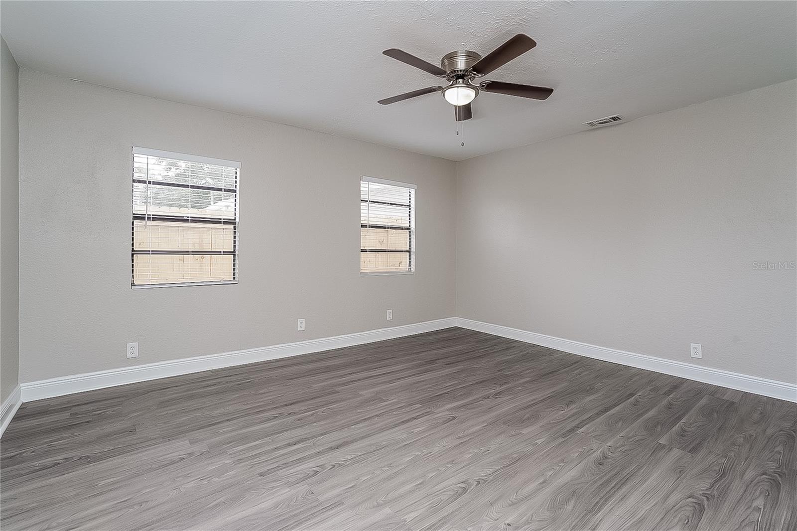 Image 7 of 16 For 4423 73rd Street N