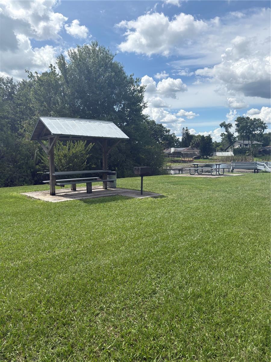 Listing photo id 47 for 22422 Stillwood Drive