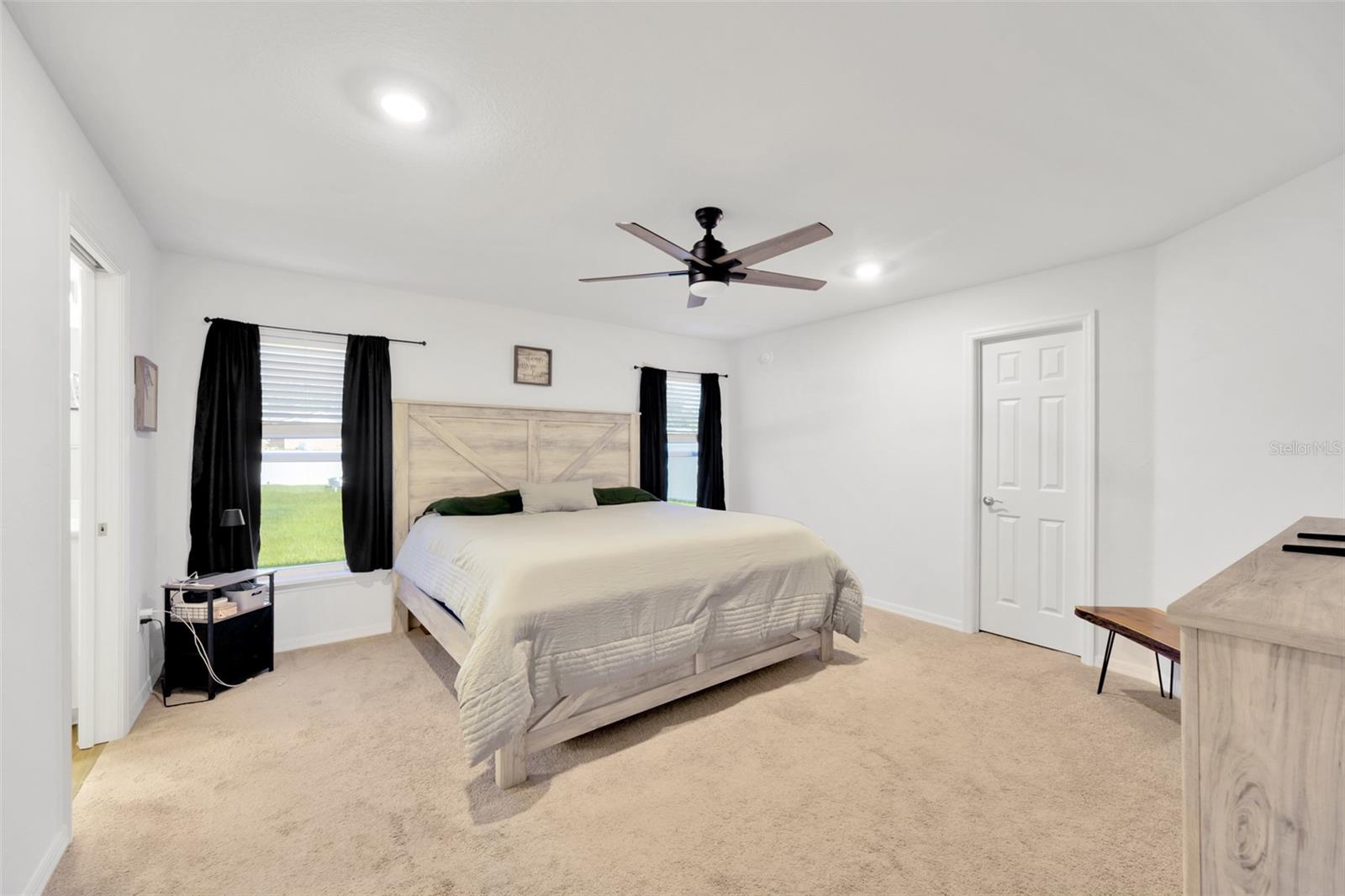 Image 18 of 34 For 1072 Aruba Ave