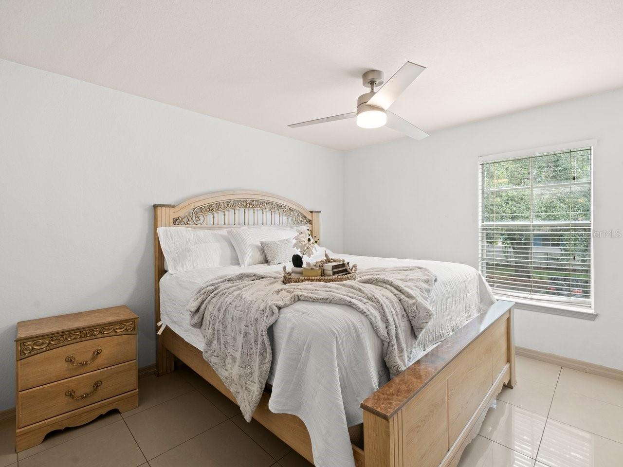 Image 19 of 36 For 12912 Arbor Isle Drive 202