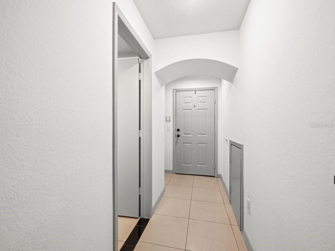 Image 30 of 36 For 12912 Arbor Isle Drive 202