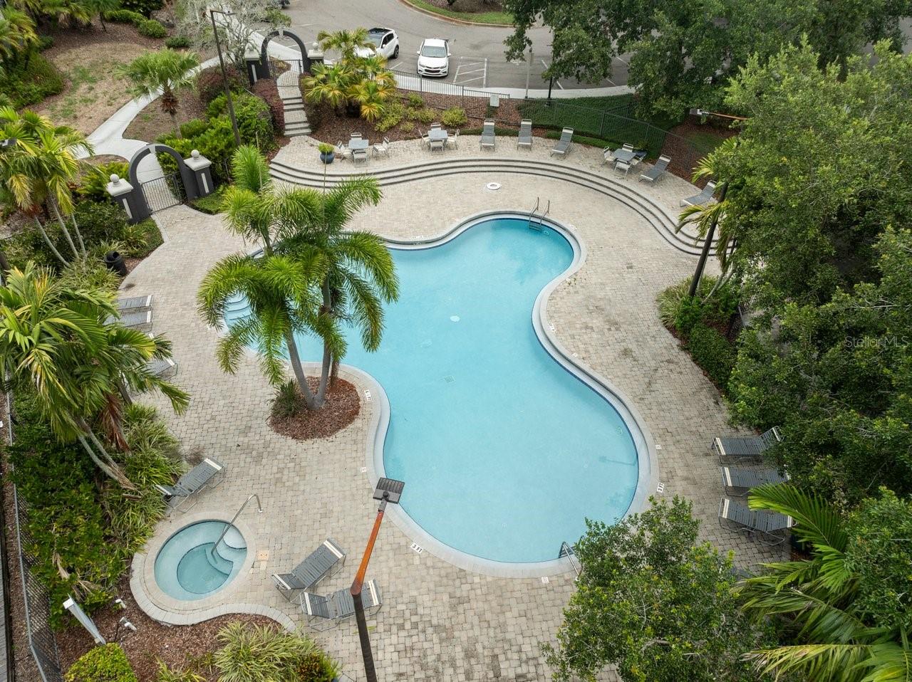 Image 32 of 36 For 12912 Arbor Isle Drive 202
