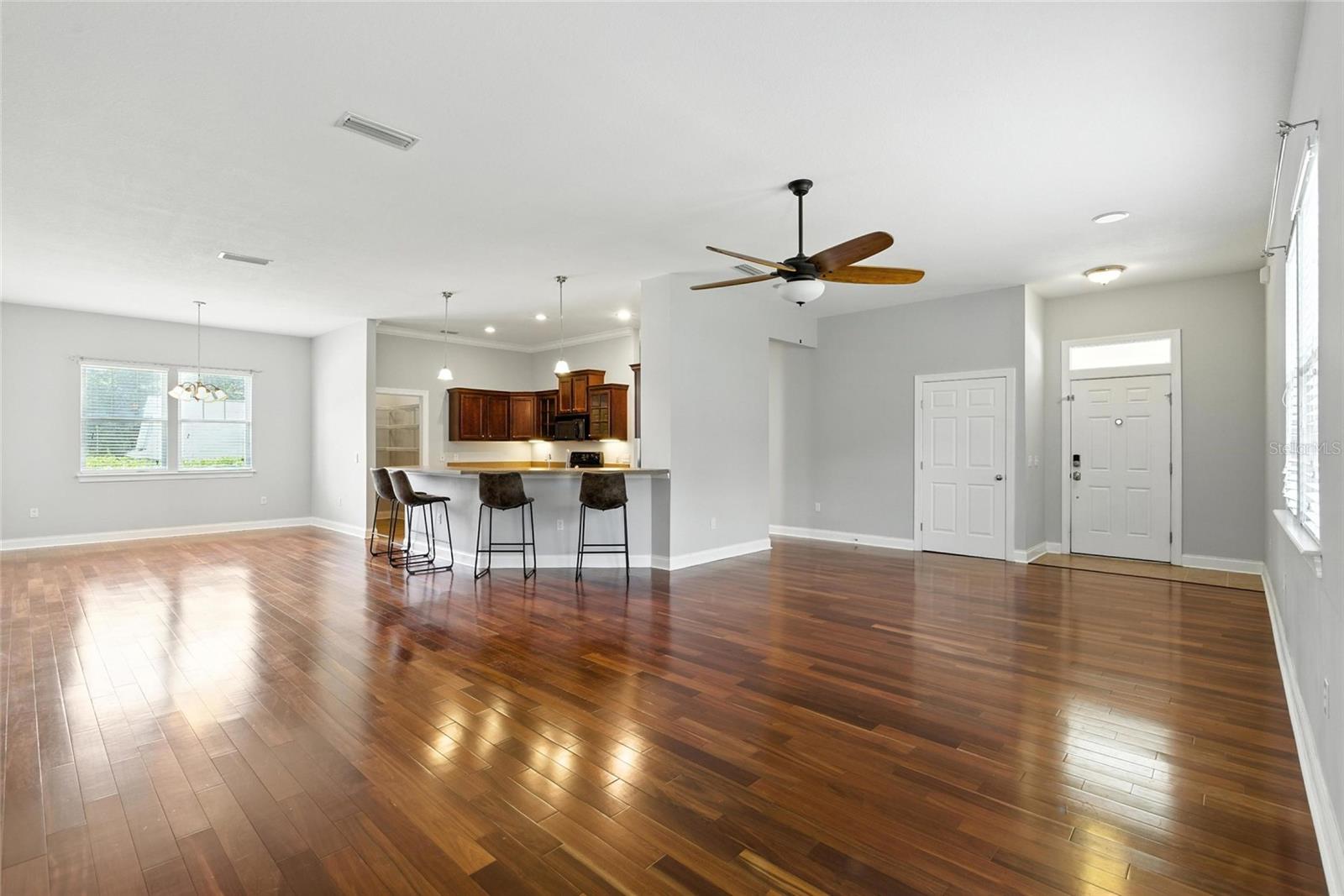 Image 14 of 32 For 16609 166th Drive