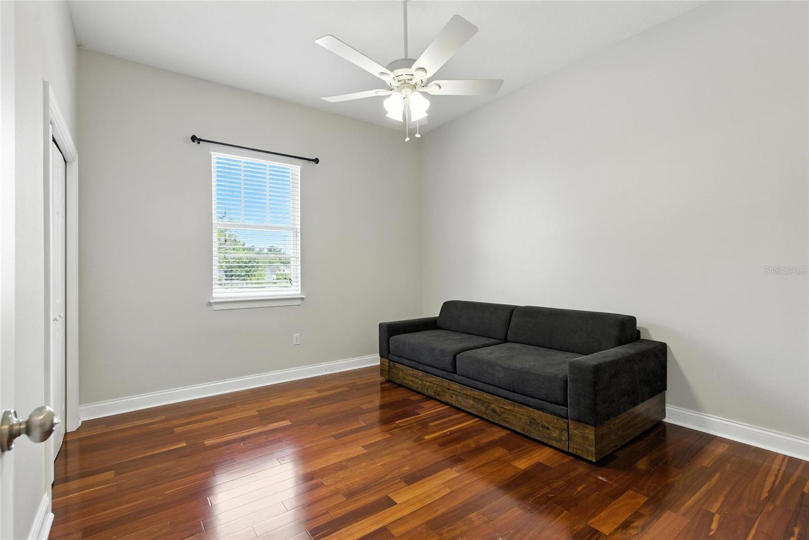 Image 21 of 32 For 16609 166th Drive