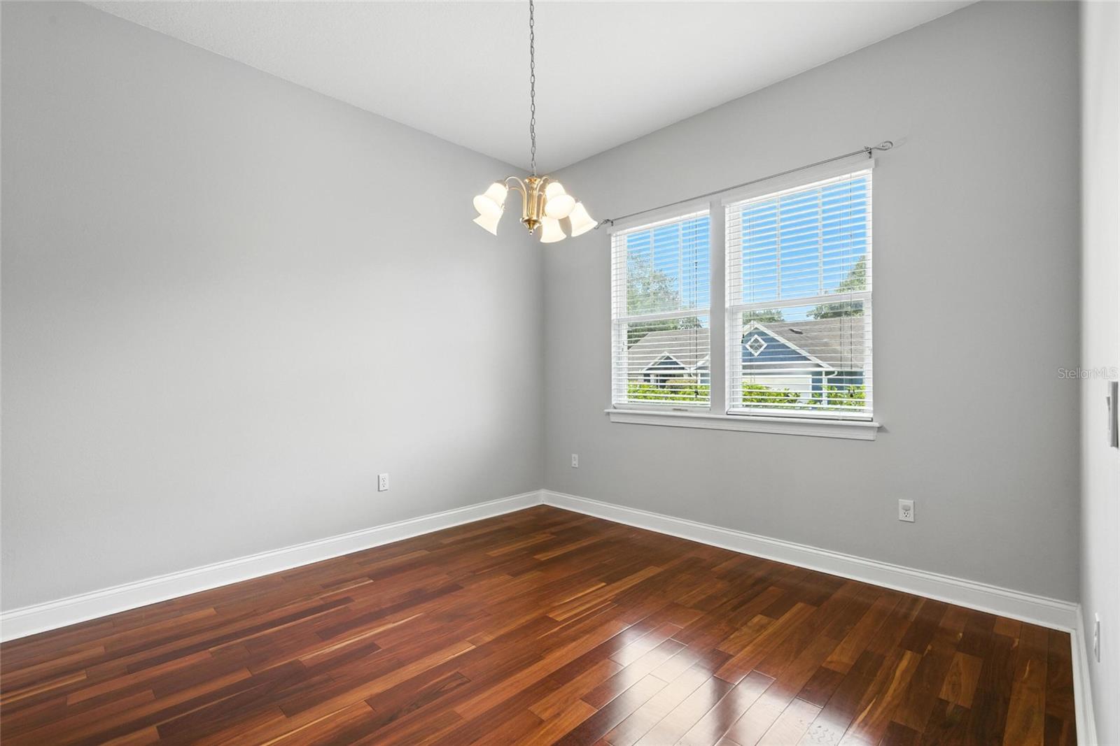 Image 22 of 32 For 16609 166th Drive