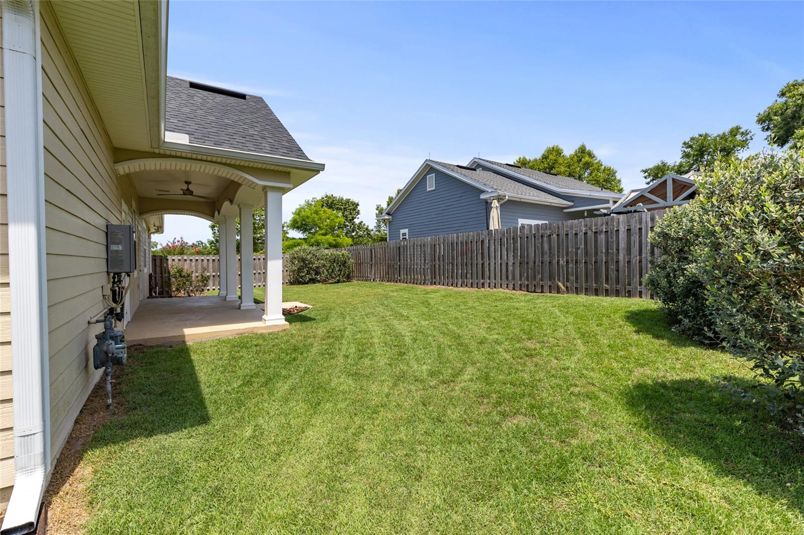 Image 27 of 32 For 16609 166th Drive