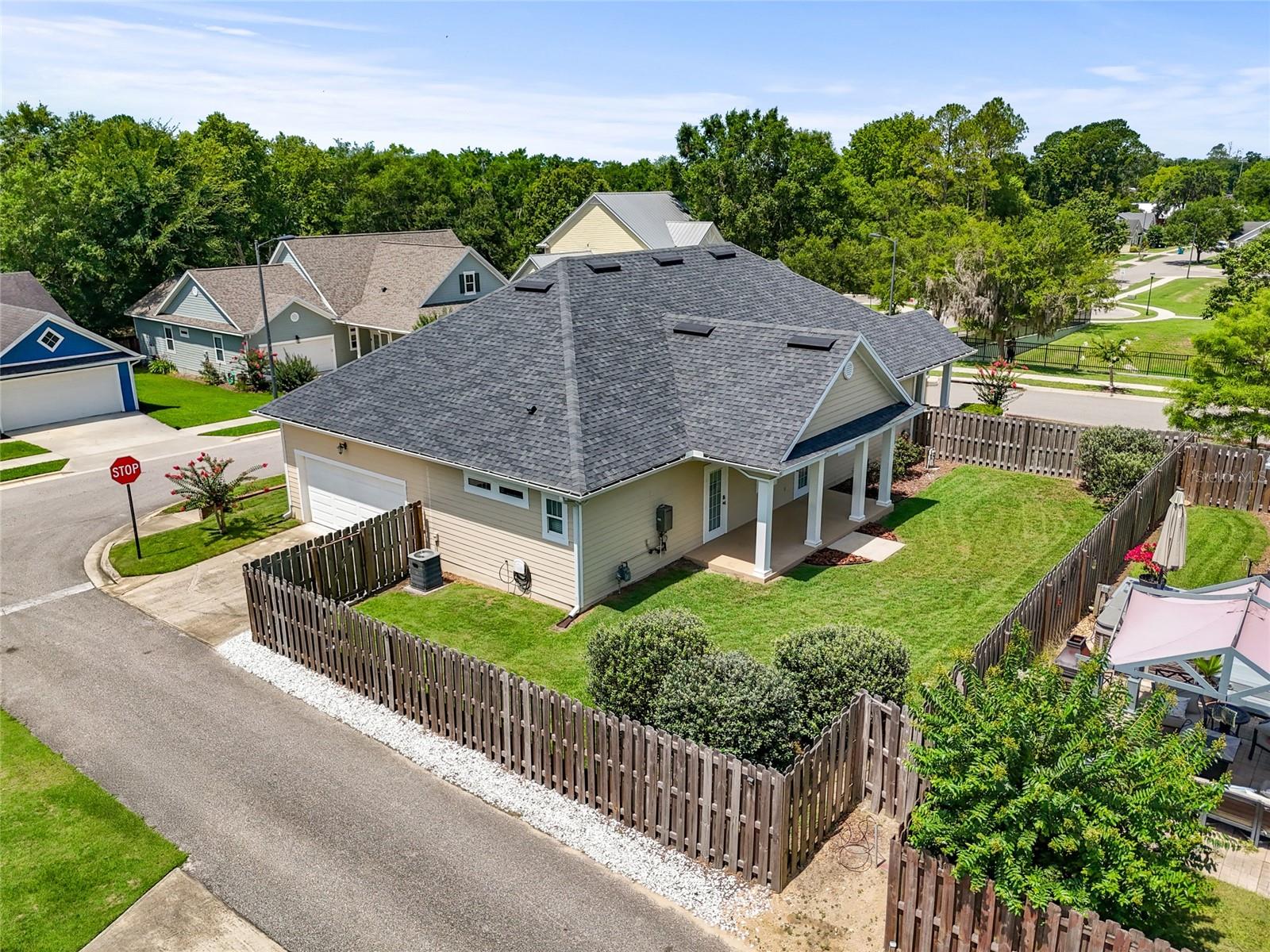 Image 28 of 32 For 16609 166th Drive
