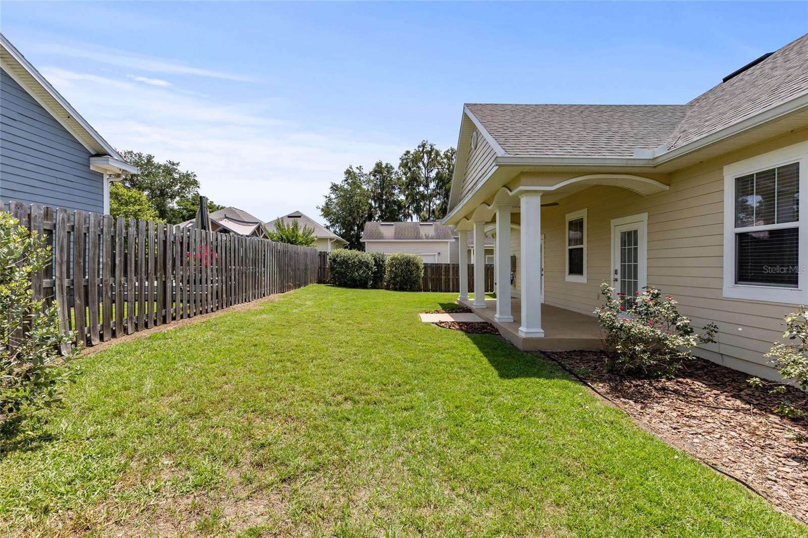 Image 4 of 32 For 16609 166th Drive