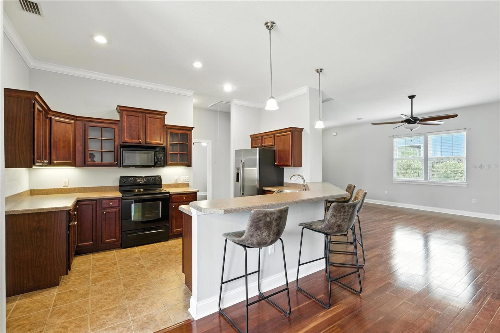 Image 8 of 32 For 16609 166th Drive