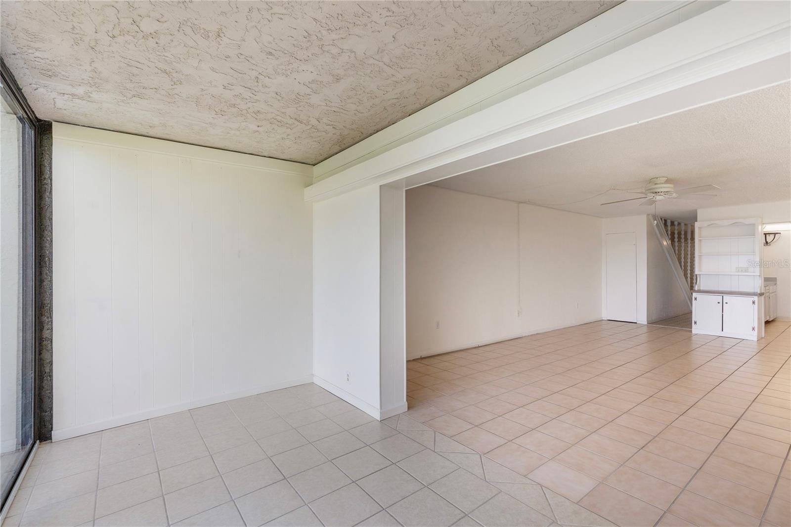 Image 11 of 59 For 2980 Haines Bayshore Road 105