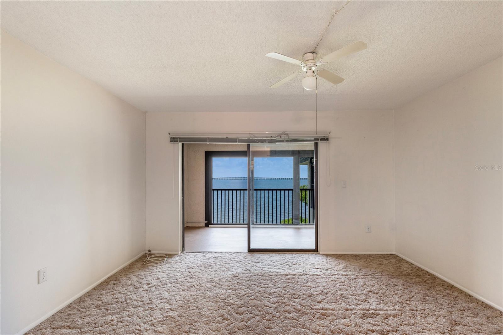 Image 19 of 59 For 2980 Haines Bayshore Road 105