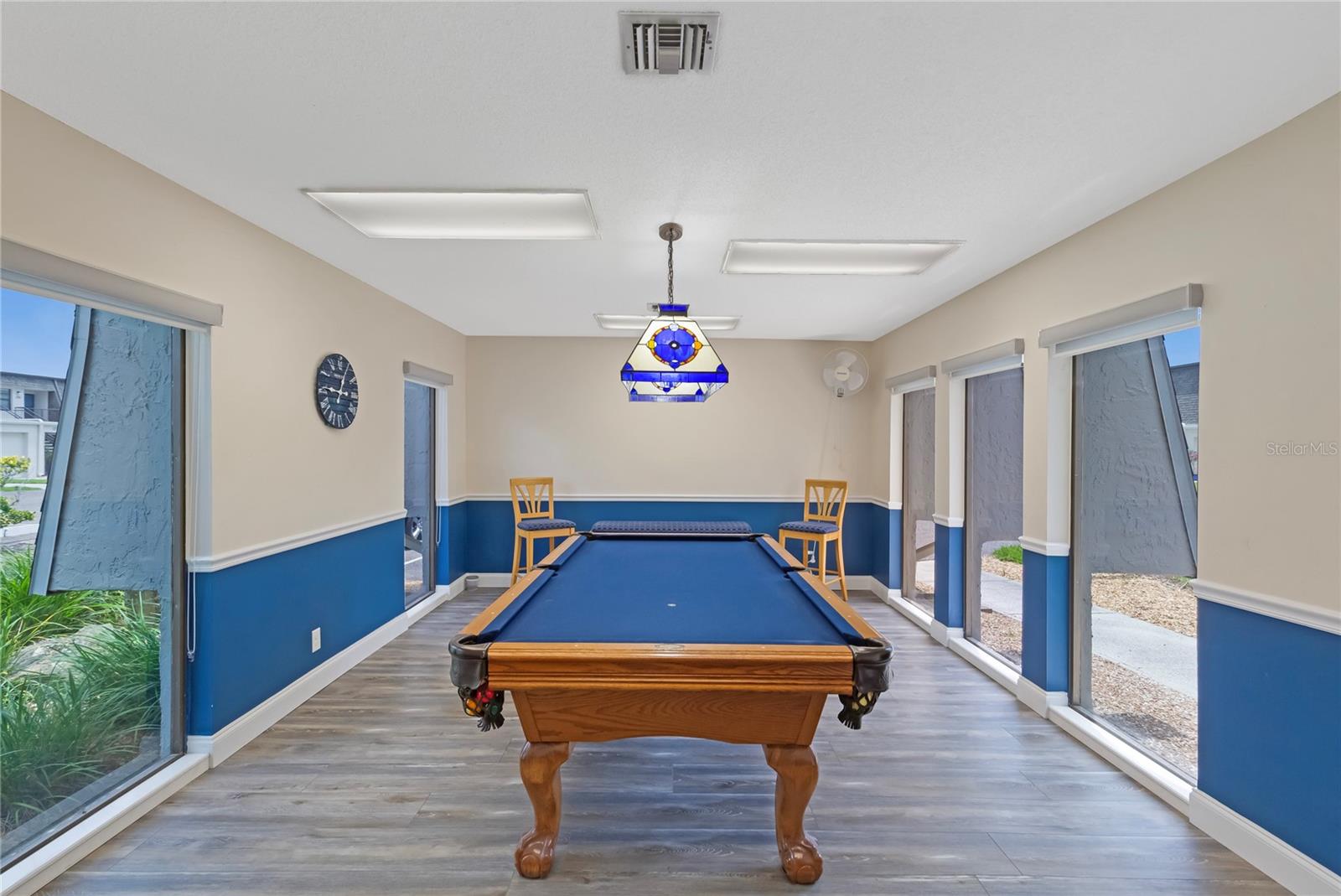 Image 40 of 59 For 2980 Haines Bayshore Road 105