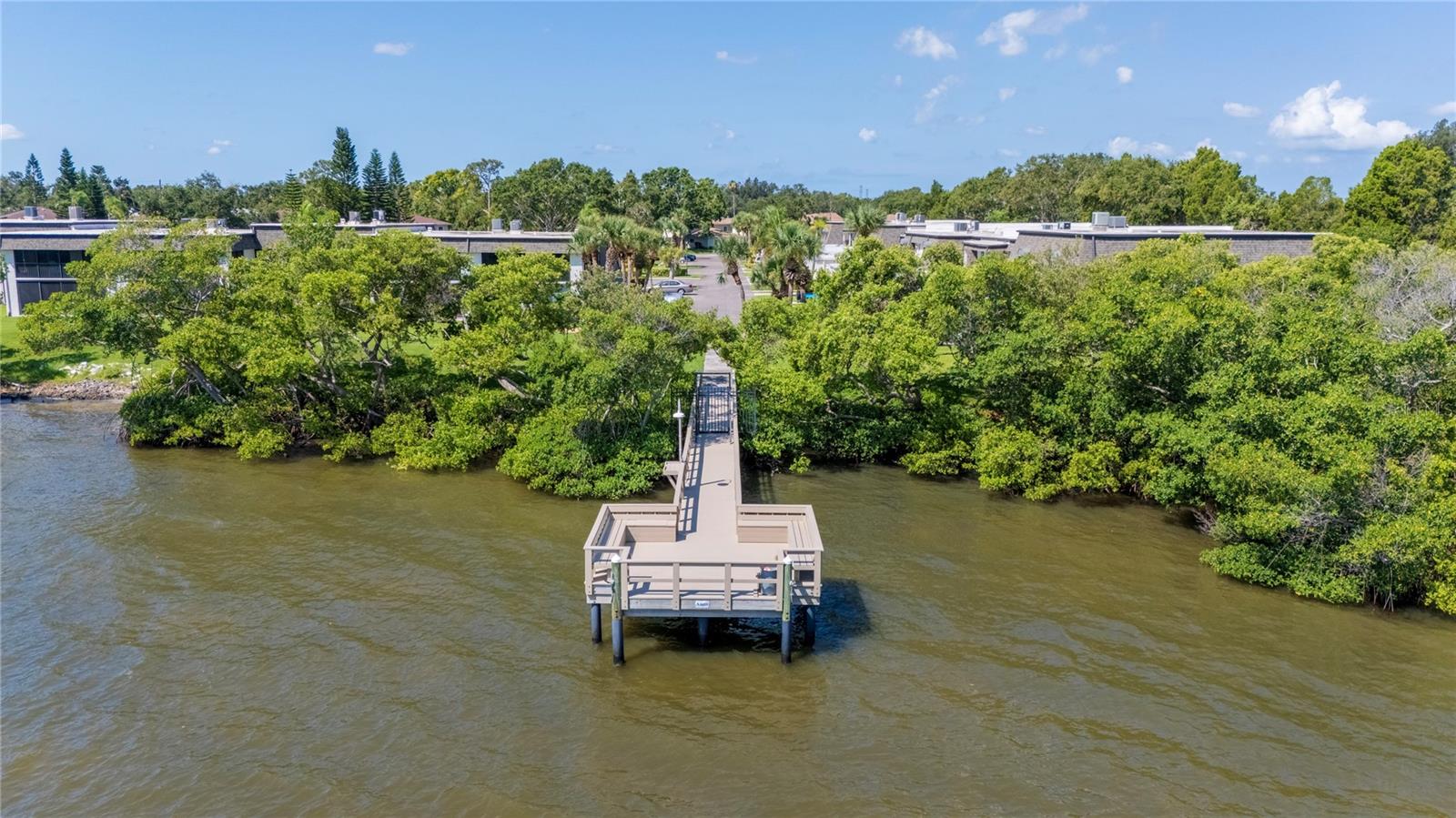 Image 47 of 59 For 2980 Haines Bayshore Road 105