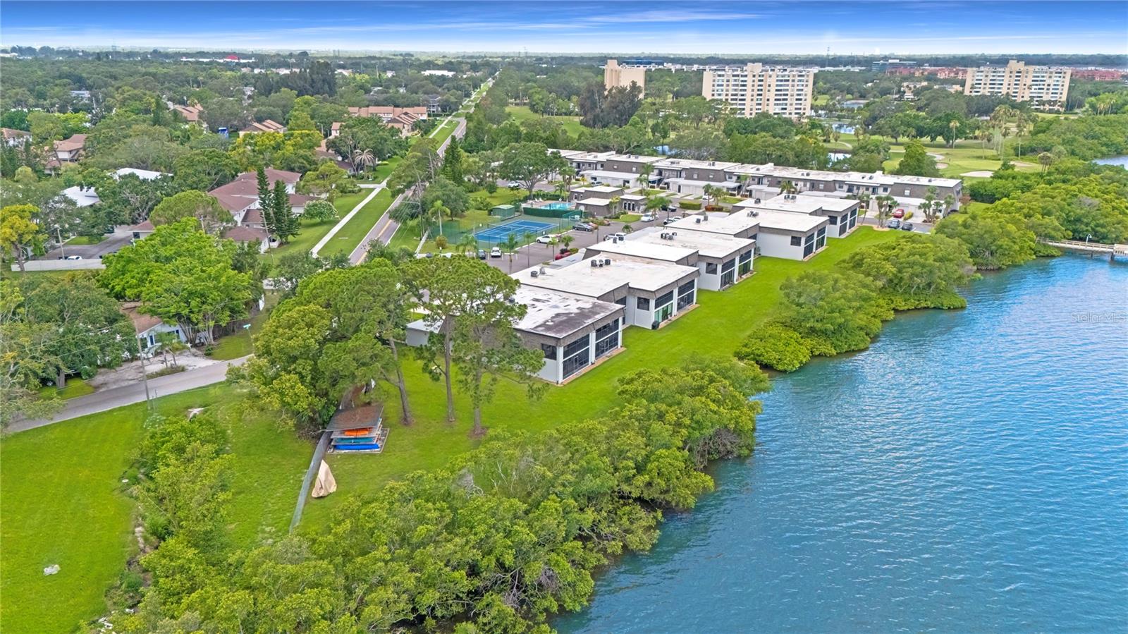 Image 55 of 59 For 2980 Haines Bayshore Road 105