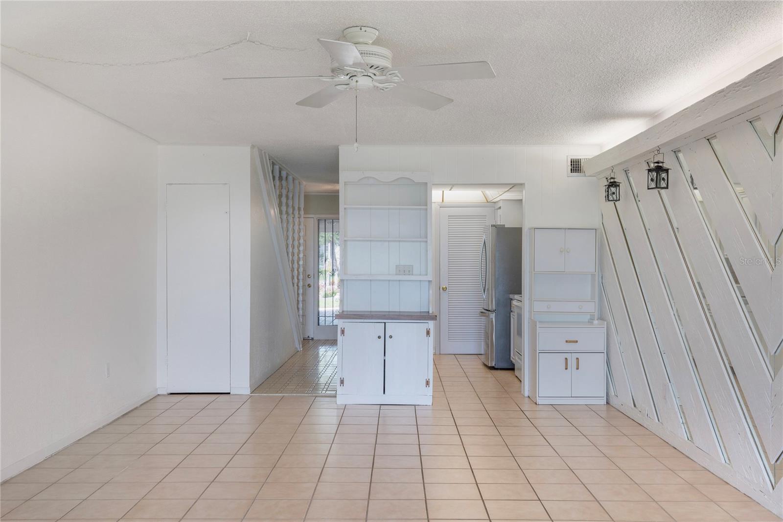 Image 8 of 59 For 2980 Haines Bayshore Road 105