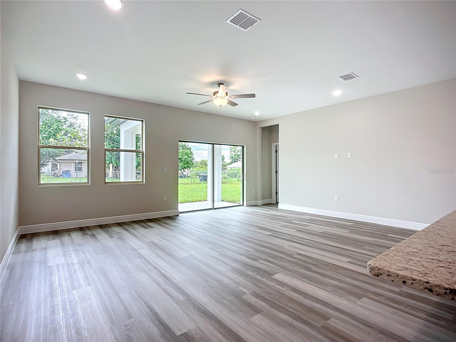 Image 22 of 56 For 2204 Biscayne Drive