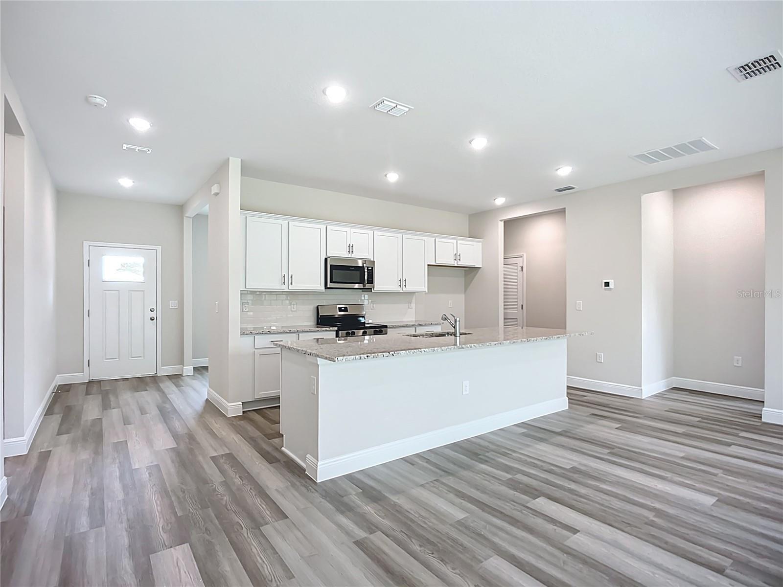 Image 27 of 56 For 2204 Biscayne Drive