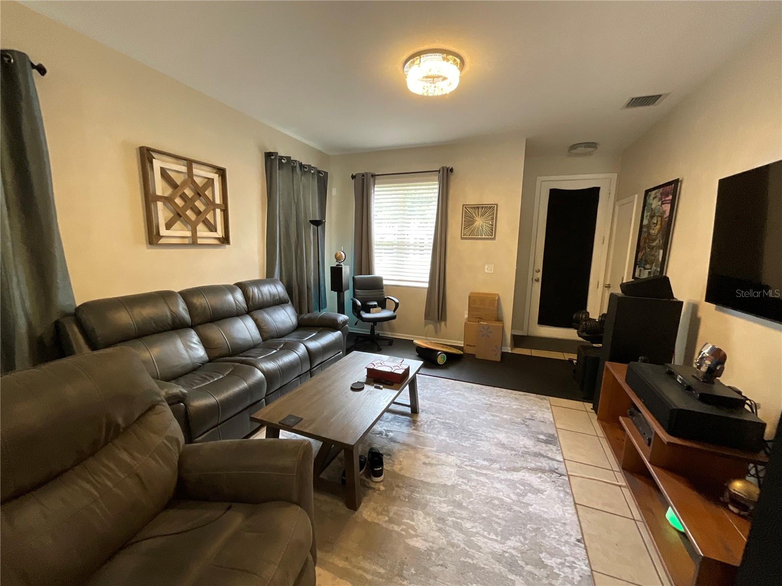 Image 4 of 16 For 11253 Running Pine Drive