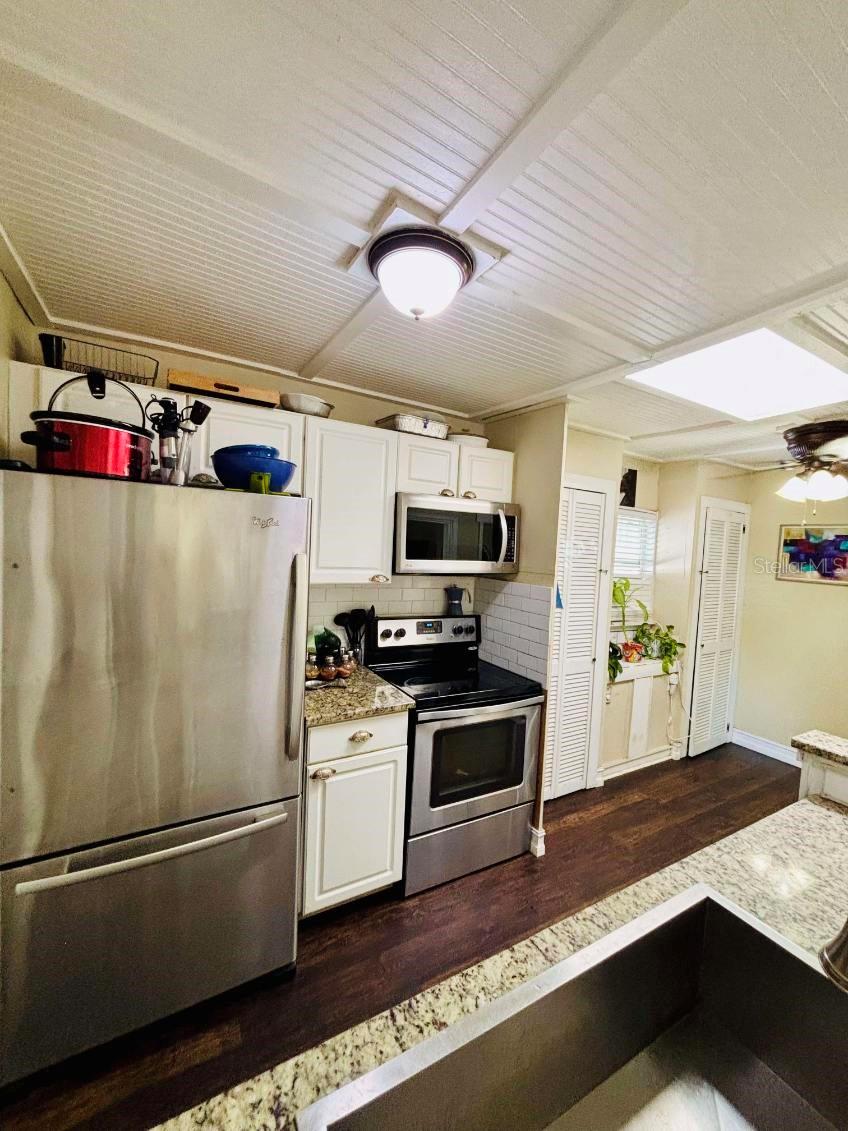 Image 18 of 31 For 3135 33rd Avenue N