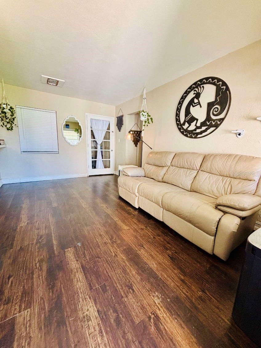 Image 6 of 31 For 3135 33rd Avenue N