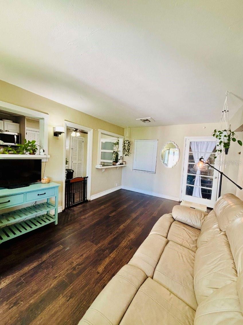 Image 7 of 31 For 3135 33rd Avenue N