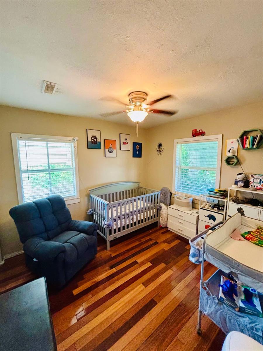 Image 8 of 31 For 3135 33rd Avenue N